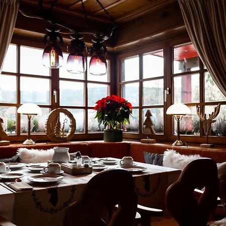 Hotel Zum See, Titisee Exterior photo