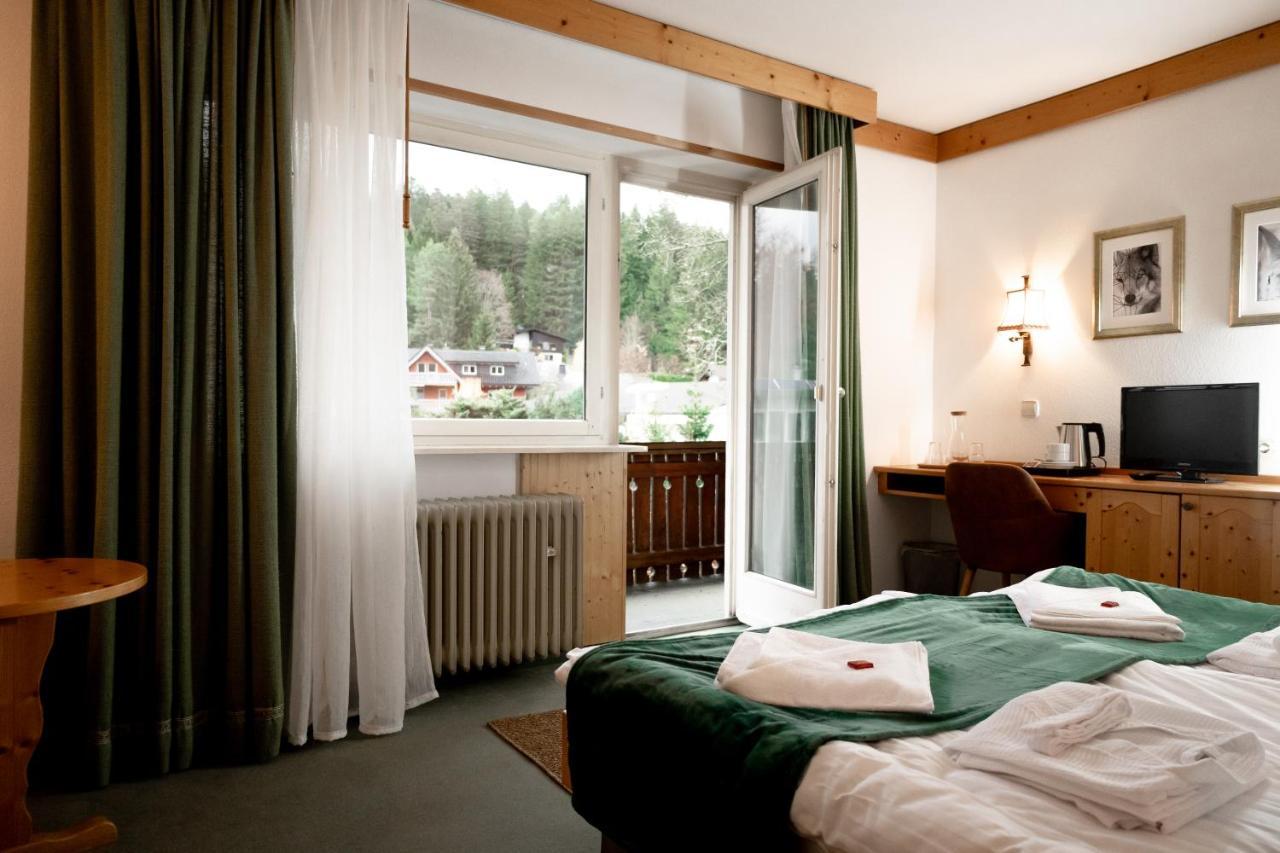 Hotel Zum See, Titisee Exterior photo