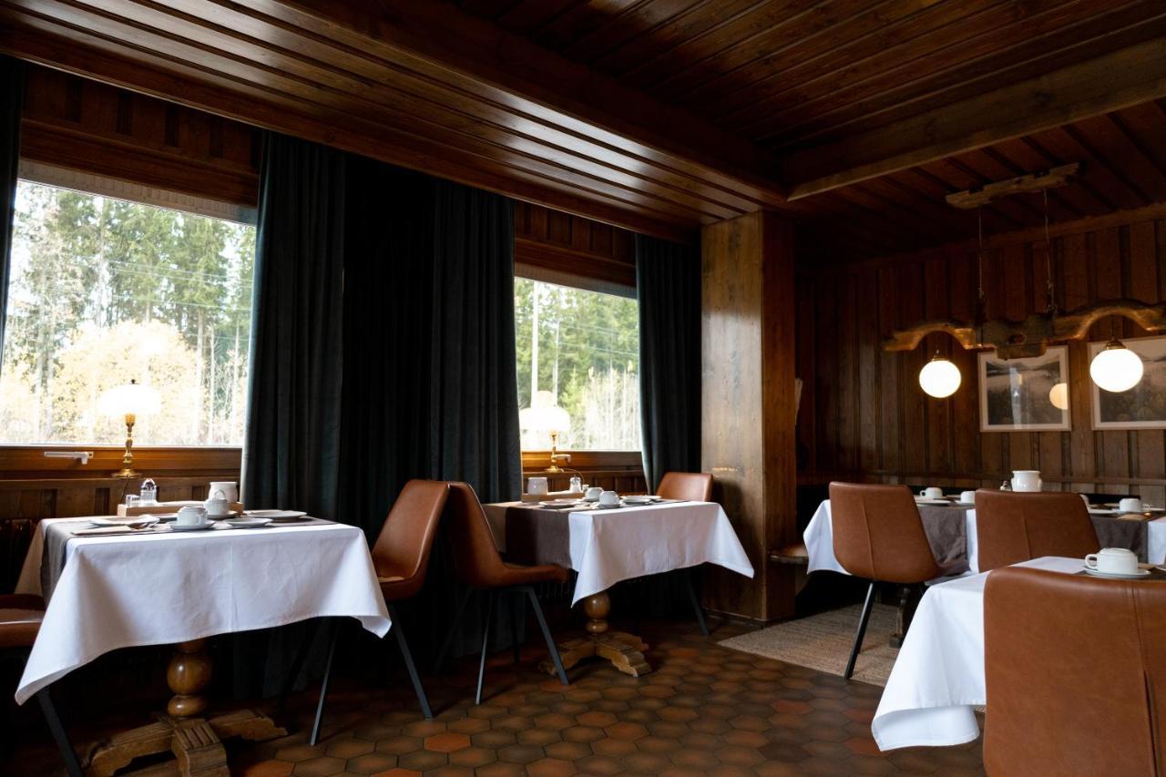 Hotel Zum See, Titisee Exterior photo